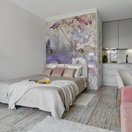 公寓 Lovely Boutique 2x1br Nearby Chopin Airport & 15 Min To Centre By Tram 华沙