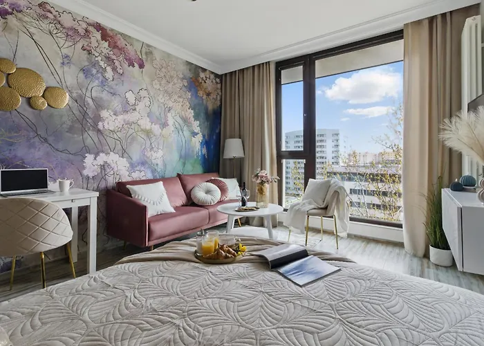 شقة Lovely Boutique 2x1br Nearby Chopin Airport & 15 Min To Centre By Tram