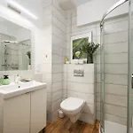 Lovely Boutique 2x1br Nearby Chopin Airport & 15 Min To Centre By Tram